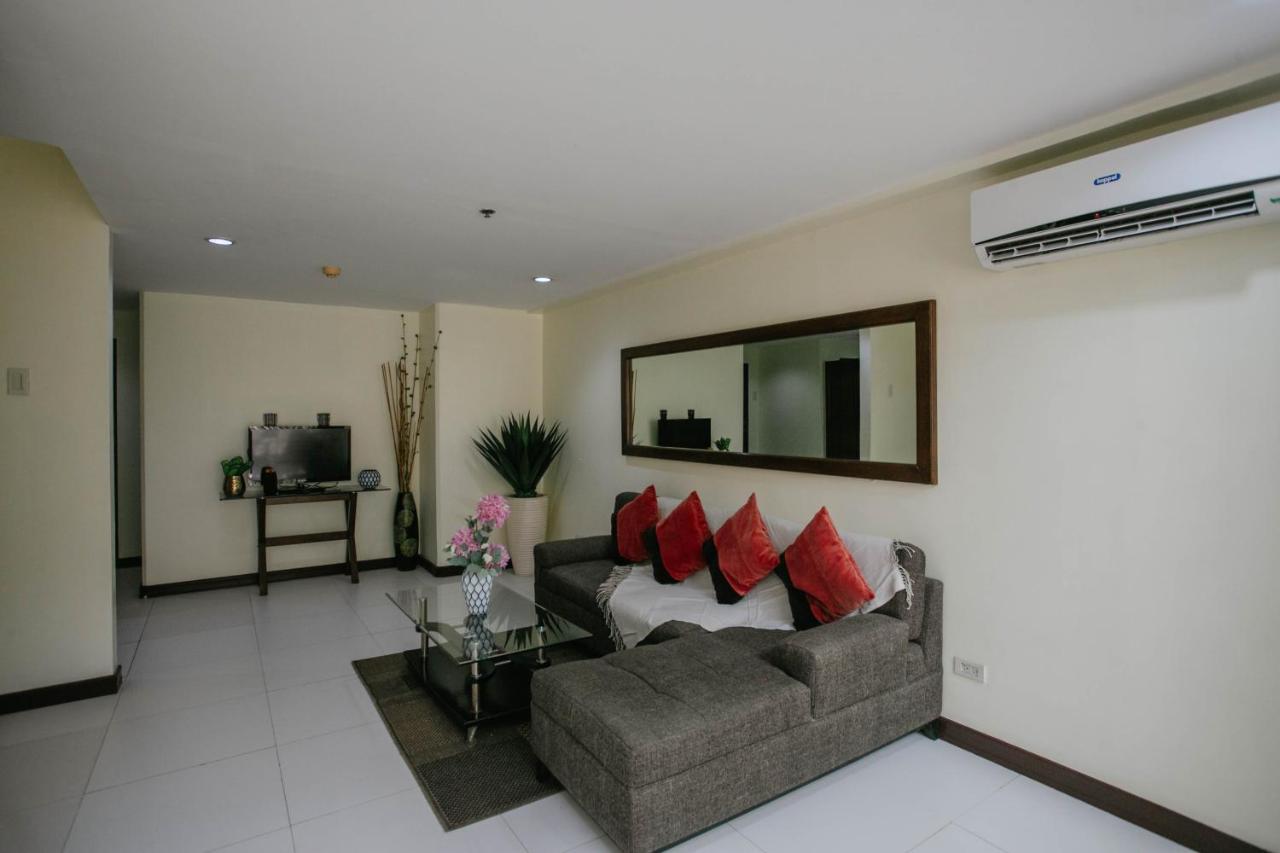 Diamond Suites And Residences Cebu Extérieur photo