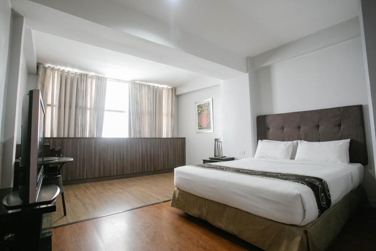 Diamond Suites And Residences Cebu Extérieur photo