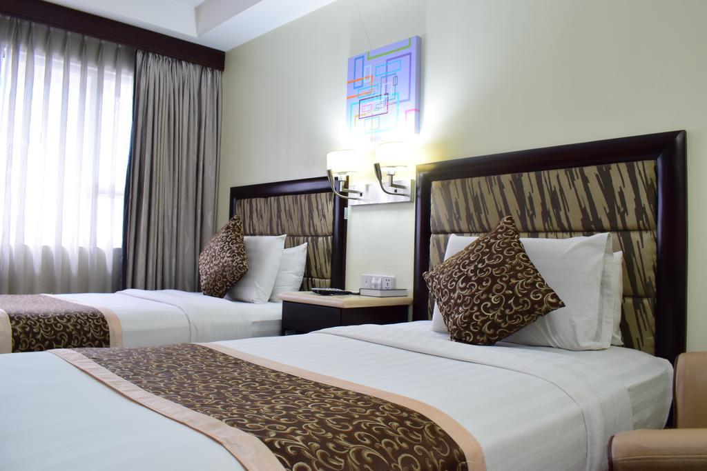 Diamond Suites And Residences Cebu Extérieur photo