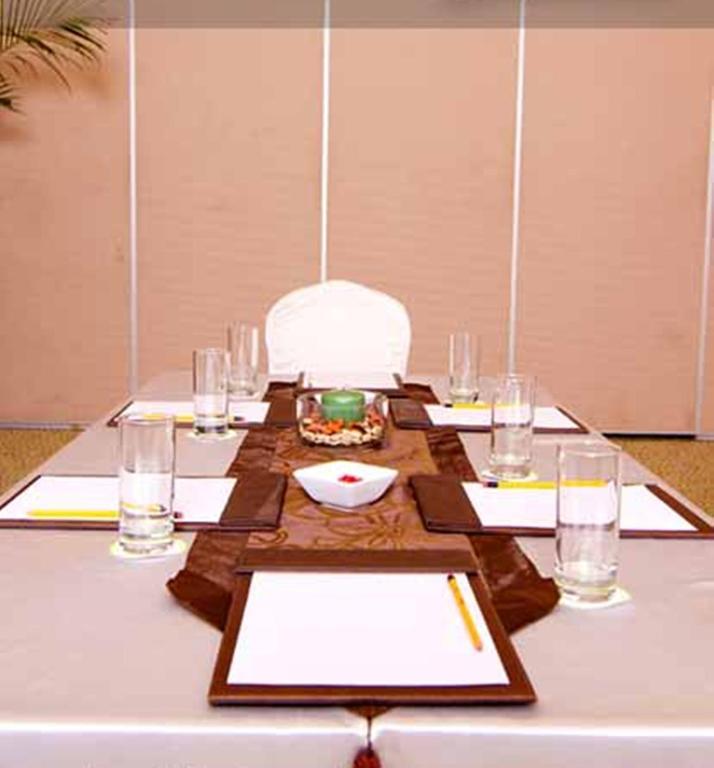 Diamond Suites And Residences Cebu Extérieur photo