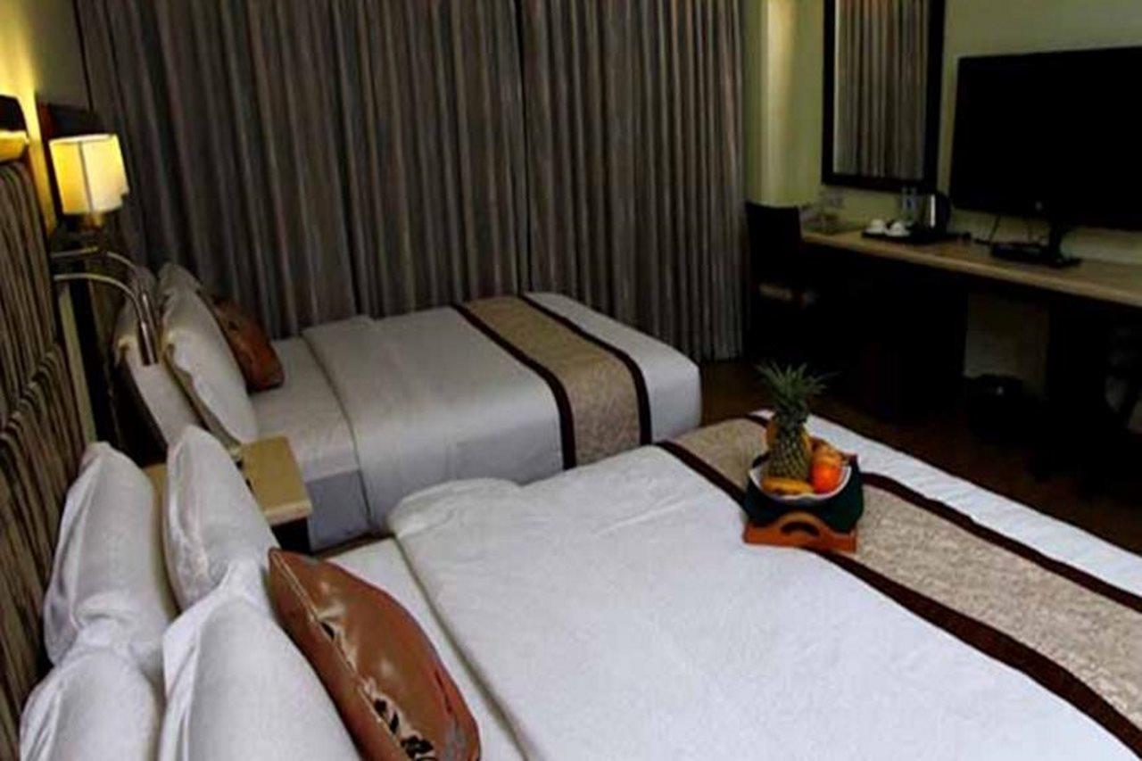 Diamond Suites And Residences Cebu Extérieur photo